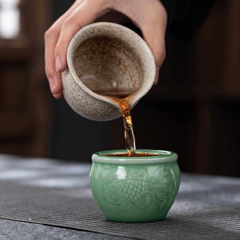 新款直销轻奢手工复古青瓷鱼茶杯24K鎏金杯茶盏镶银莲花主人杯礼,餐饮具,茶杯,淘宝优惠券,粉丝福利购,淘宝优惠卷