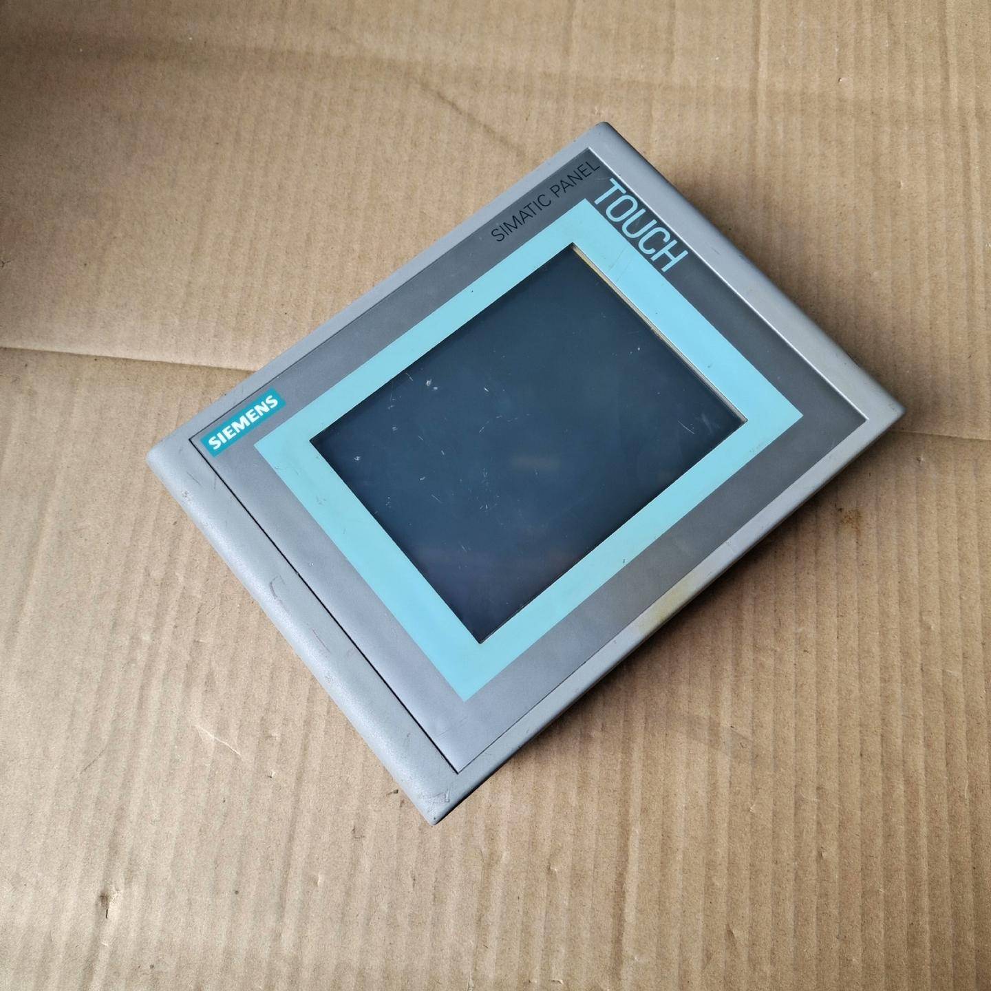 议价TP277-6触控屏幕 643-0AA01-1AX0