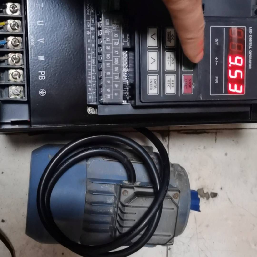 议价变频器TC3A03