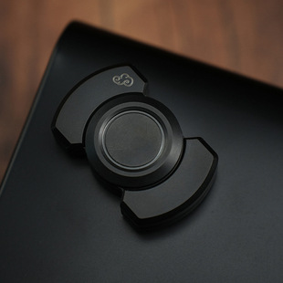 热销锌合金三体小方块指尖陀螺EDC玩具啪啪币推牌解压神器PPB