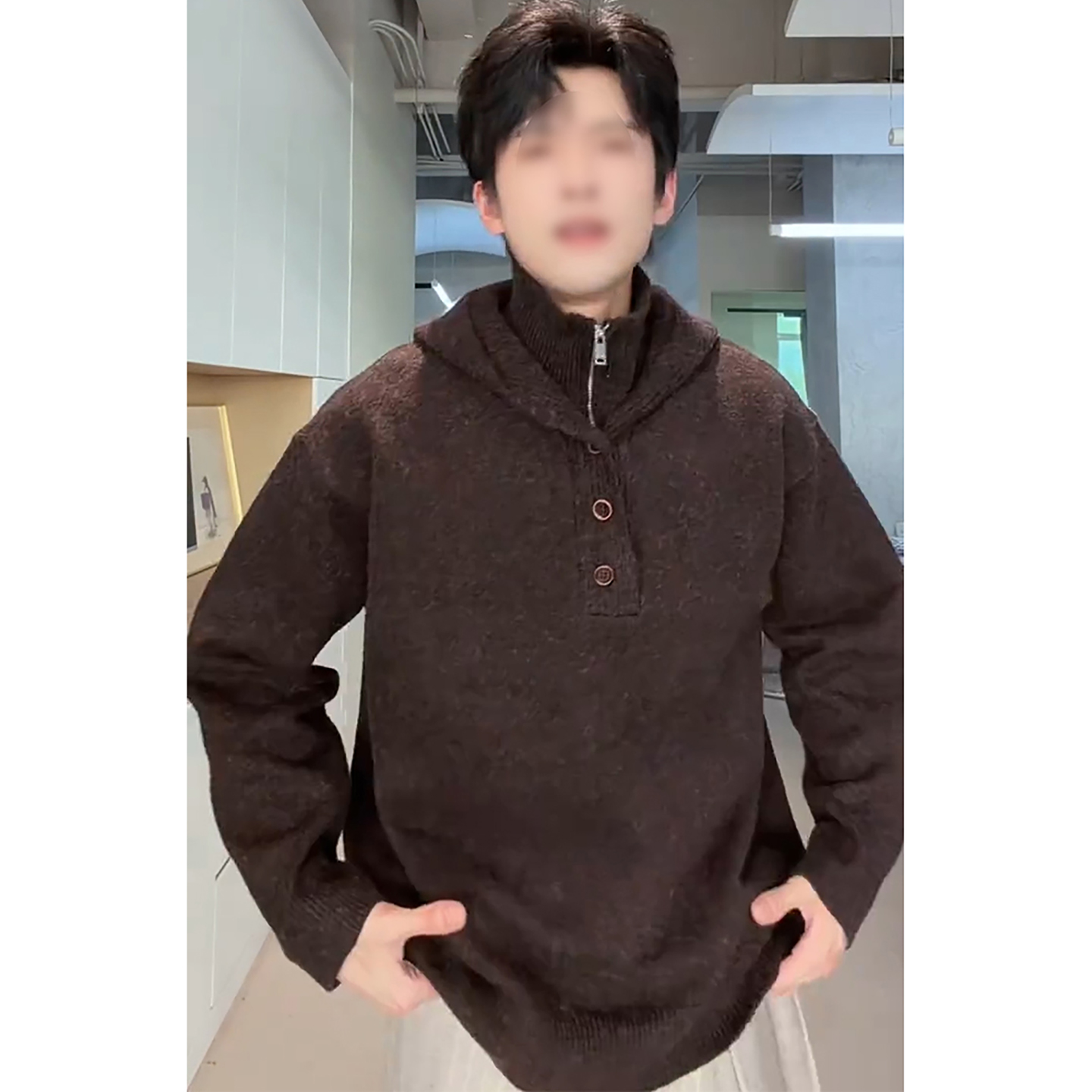 棕咖色半拉链连帽毛衣冬季设计感