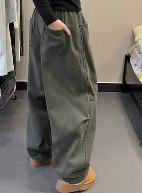 美式军绿色工装裤男款春季复古高级感阔腿弯刀裤子cleanfit伞兵裤