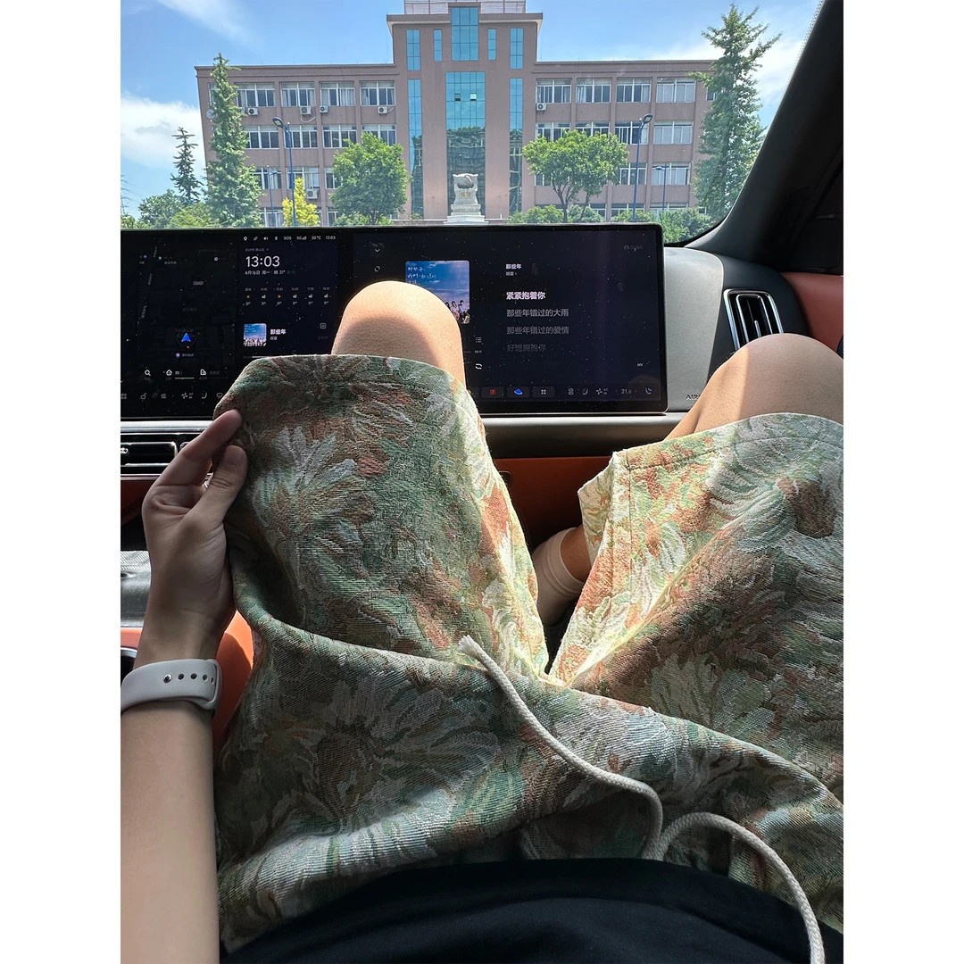 牛油果绿夏威夷海滩短裤男款夏季