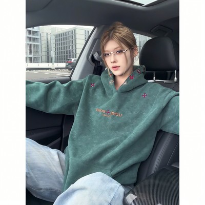 墨绿色连帽刺绣卫衣男款秋冬