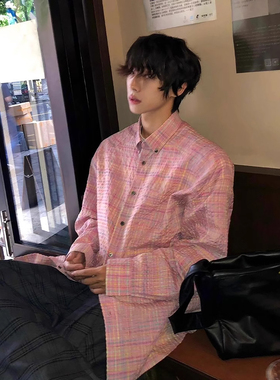 粉红色泡泡纱格纹衬衫男夏季慵懒松弛感长袖衬衣肌理感情侣防晒衣