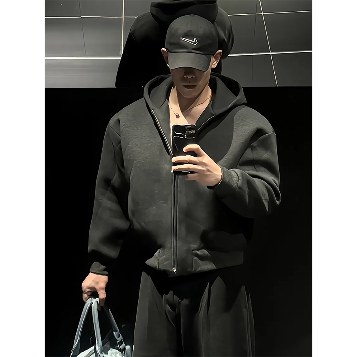 深灰色短款拉链开衫卫衣男秋冬季