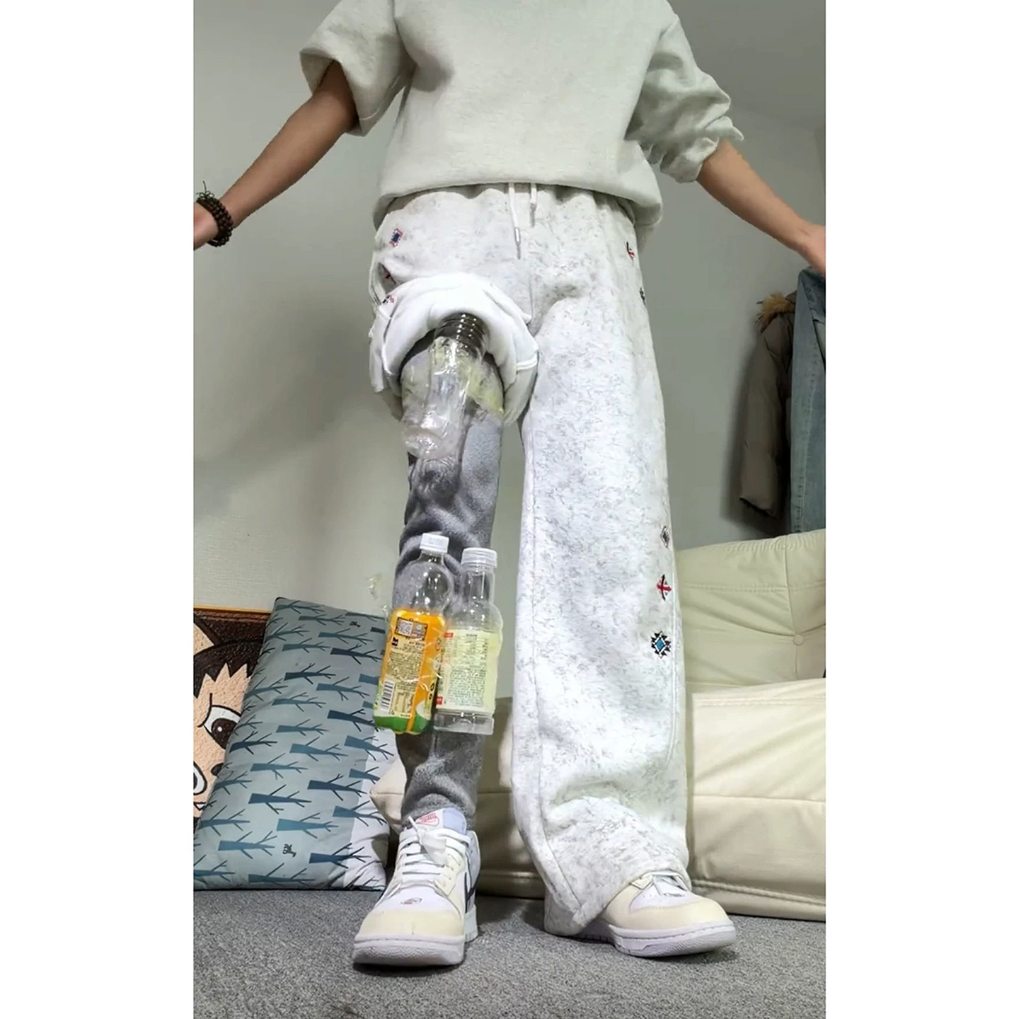 白灰色刺绣扎染卫裤男秋冬加绒加厚弯刀裤子重磅显瘦显腿长休闲裤,男装,卫裤,淘宝优惠券,粉丝福利购,淘宝优惠卷