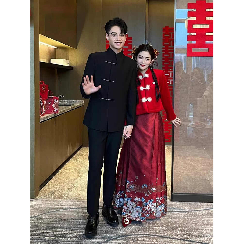 新中式立领西服婚礼订婚穿搭新郎