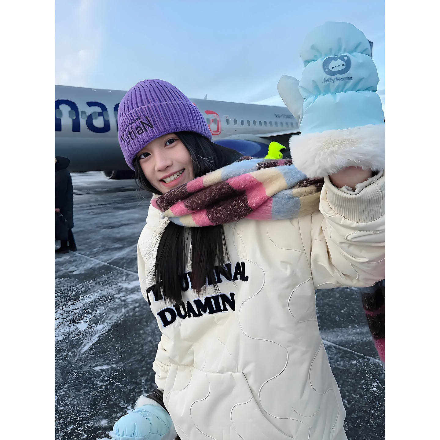 白色字母菱格连帽卫衣男女冬季