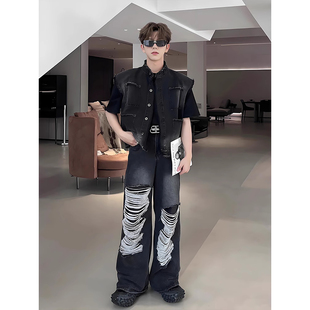 男模穿搭两件套毛边坎肩马甲男痞帅高级感破洞裤子时尚穿搭一整套