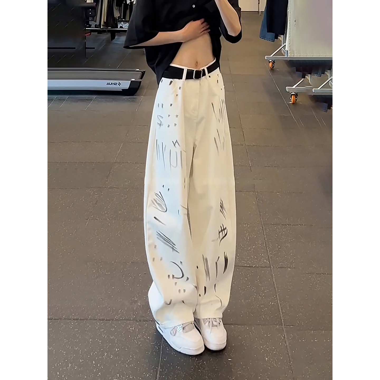 白色泼墨涂鸦牛仔裤男款夏季美式