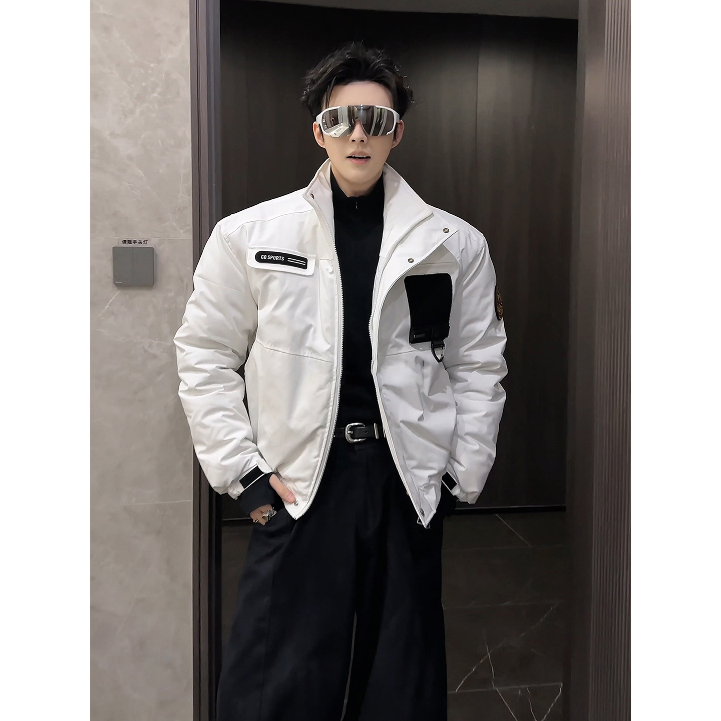 白色轻骑兵立领棉服男冬季