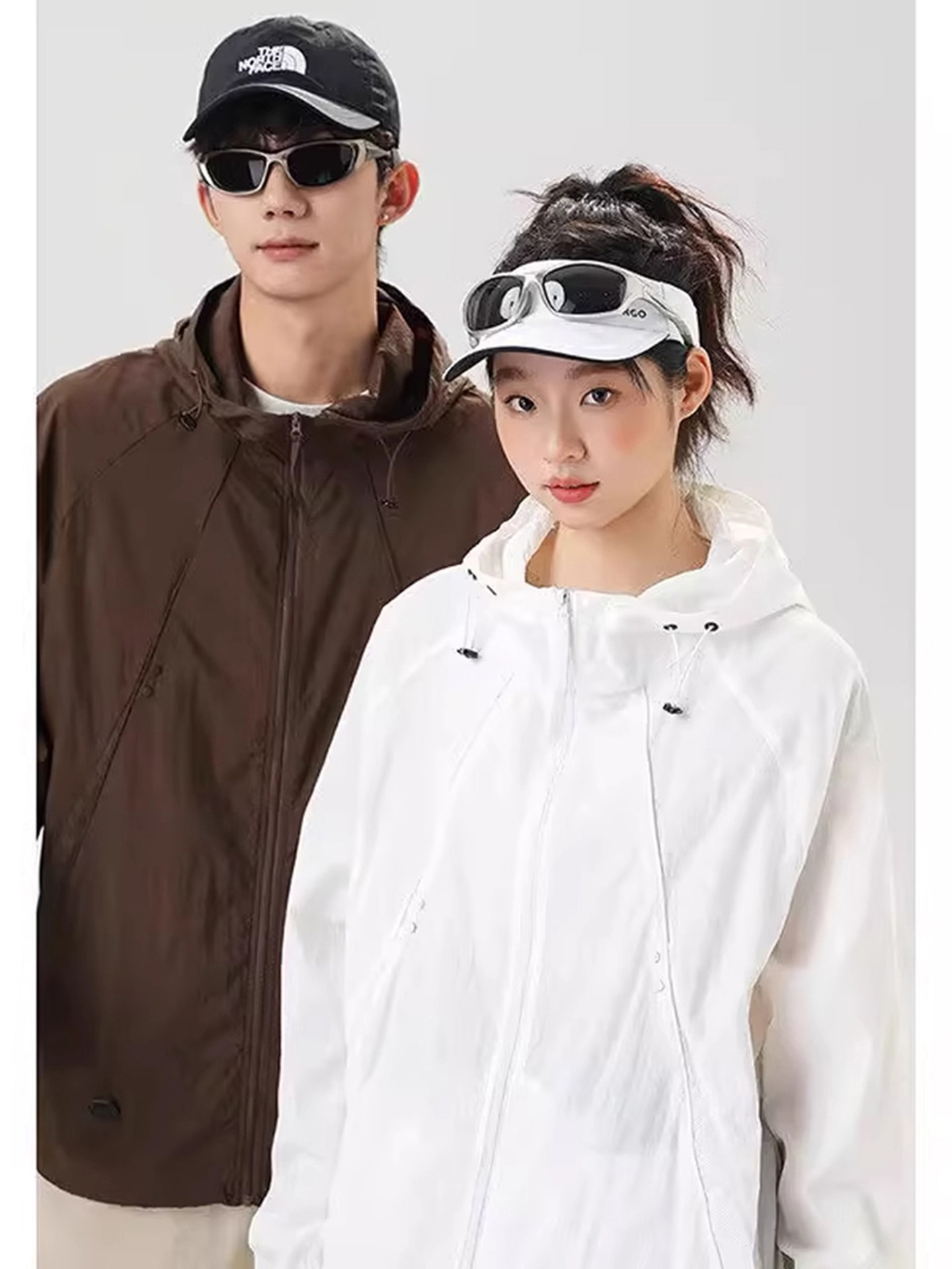 防雨ブラックナイロンアイスシルク日焼け止め服メンズ夏用薄手ジャケットジャケットカップルハイキング防風ジャケット