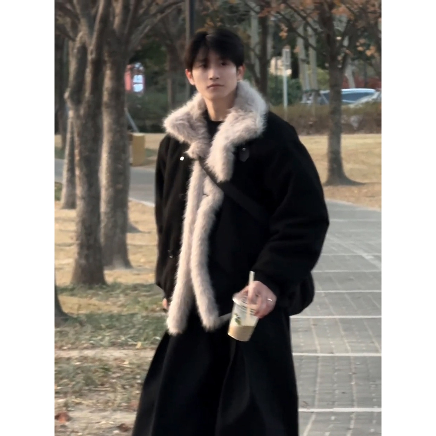 黑色座山雕晋江棉服男款冬季加厚