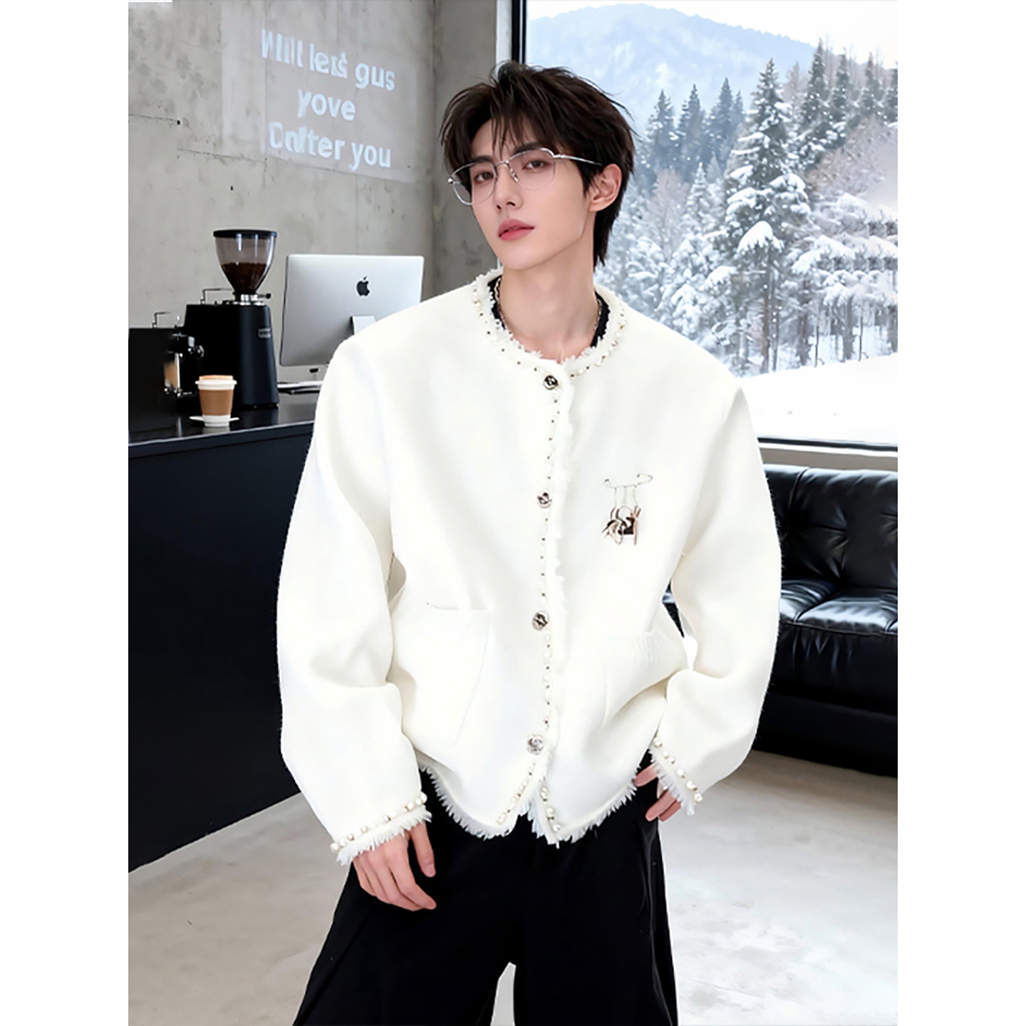 珍珠点缀白色小香风毛衣秋冬季男