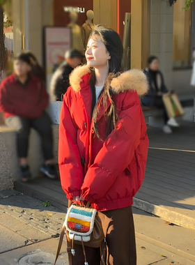 本命年红色羽绒棉服男冬季穿搭毛领情侣外套氛围感大毛领连帽棉衣