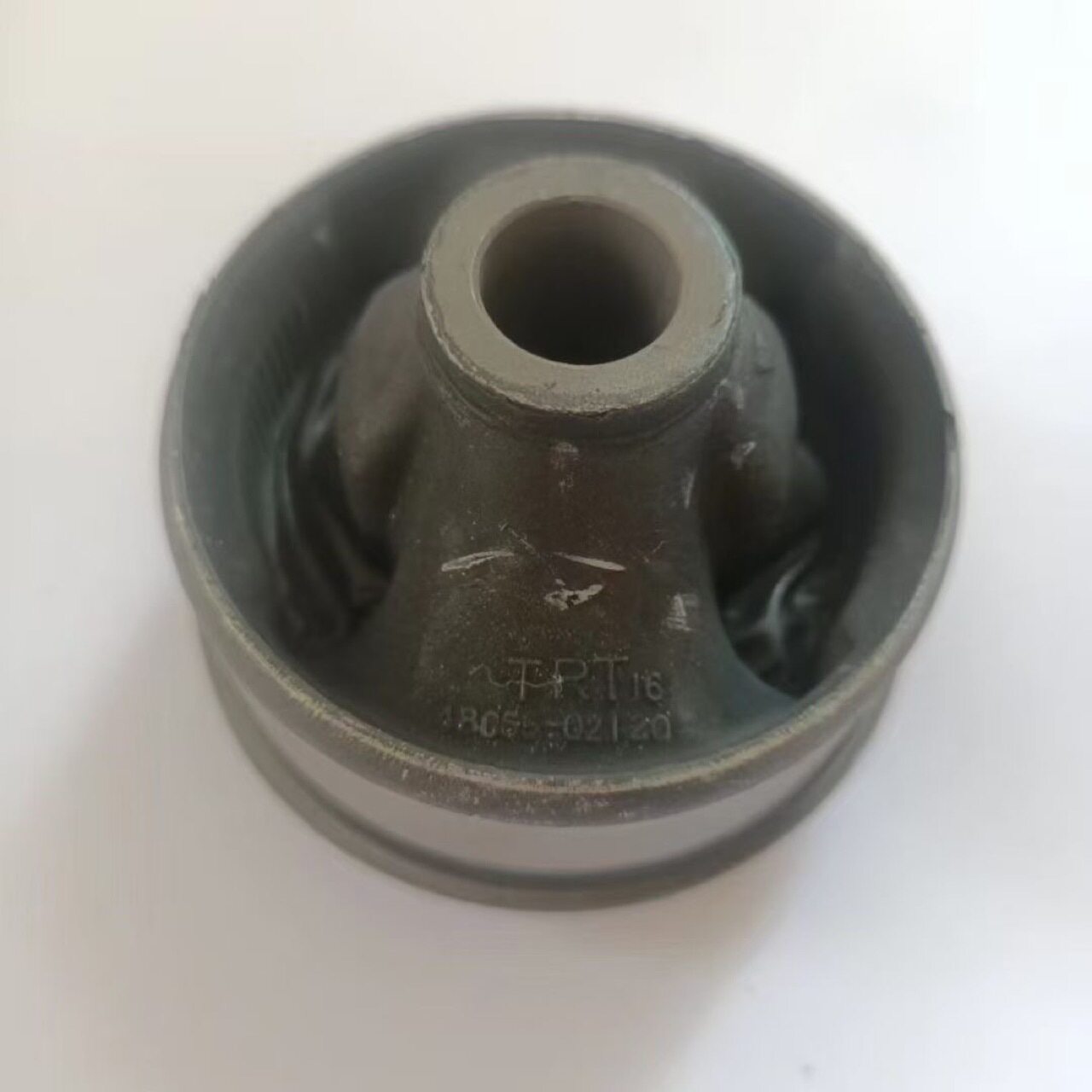 动力衬套 曲轴箱体吊轴套 吊架 减震衬套 发动机缓冲 下摆臂胶套