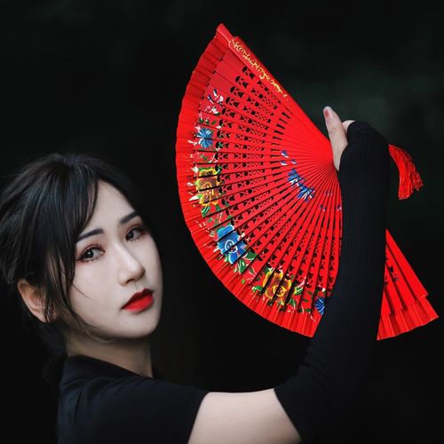 工艺扇子七彩舞蹈扇西班牙扇黄色舞蹈木折扇舞台走秀表演舞蹈