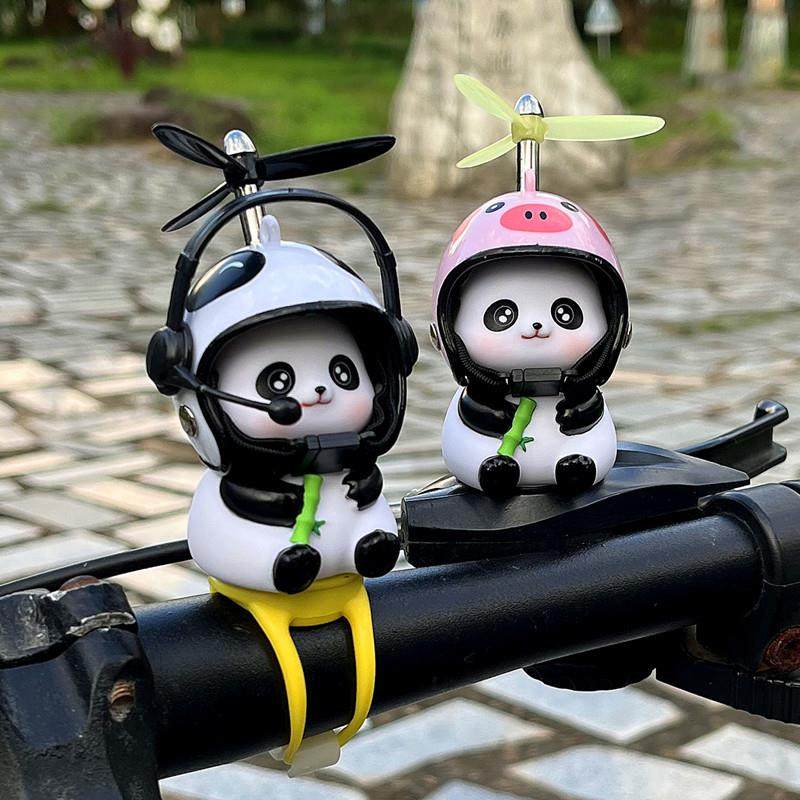 可爱熊猫电动车装饰品小黄鸭车载摆件自行机车配件机车安全帽公仔