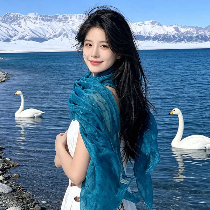 2026新款湖蓝色披肩女外搭夏季薄款空调房披肩旅游斗篷防晒遮阳