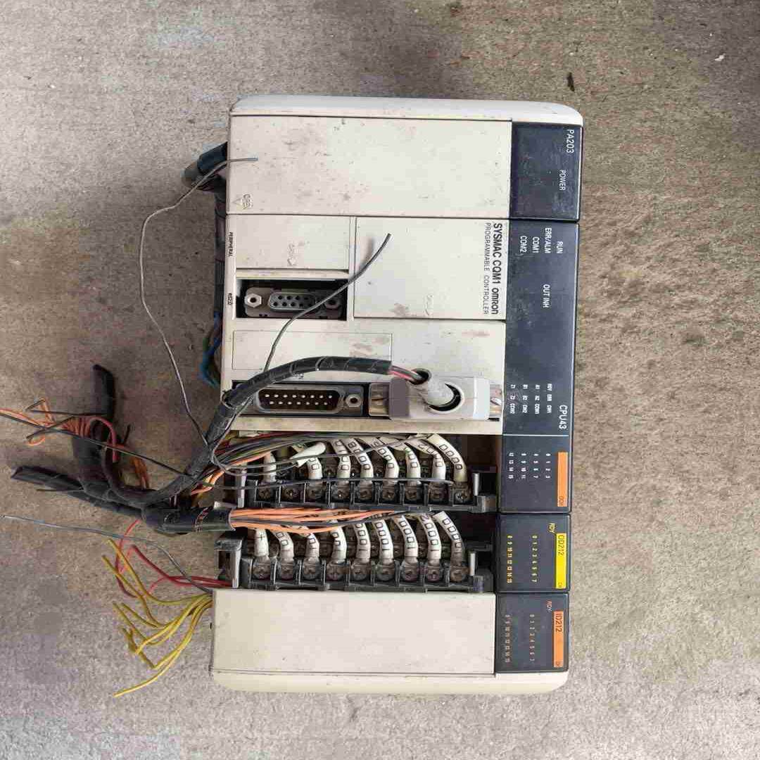 控制器SYSMAC CQM1 OMRON模组议价