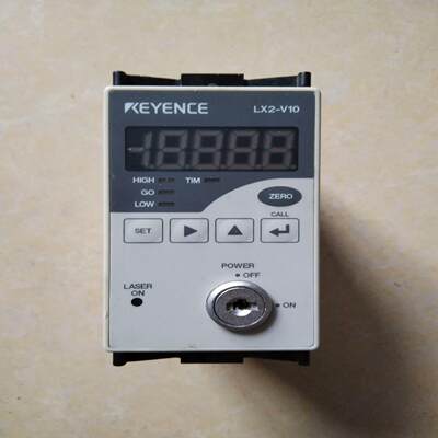 (议价)基恩士KEYENCE激光传感器激光控制器LX2-V10，实物