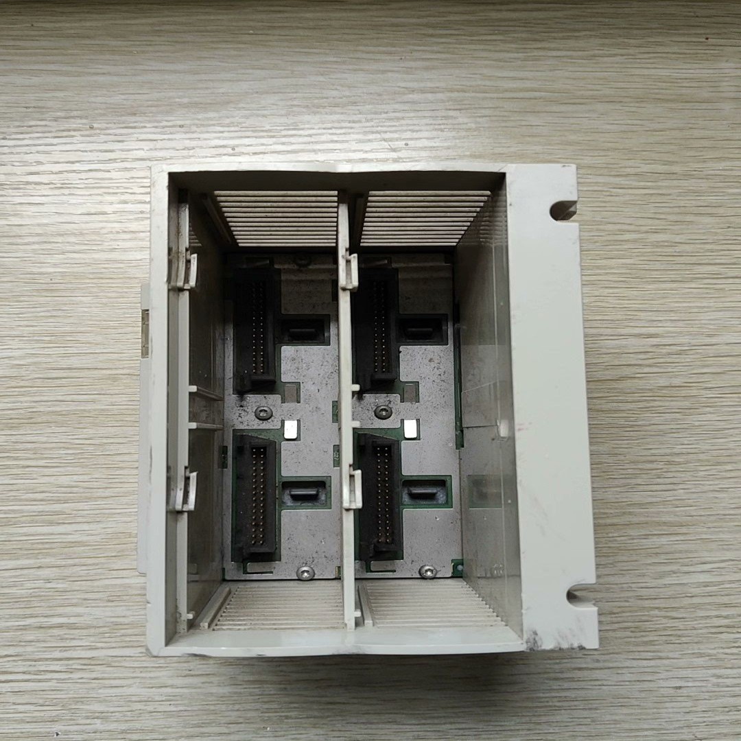 议价施耐德TSXRKZ02扩展机架。施耐德TSX系列PLC扩展模