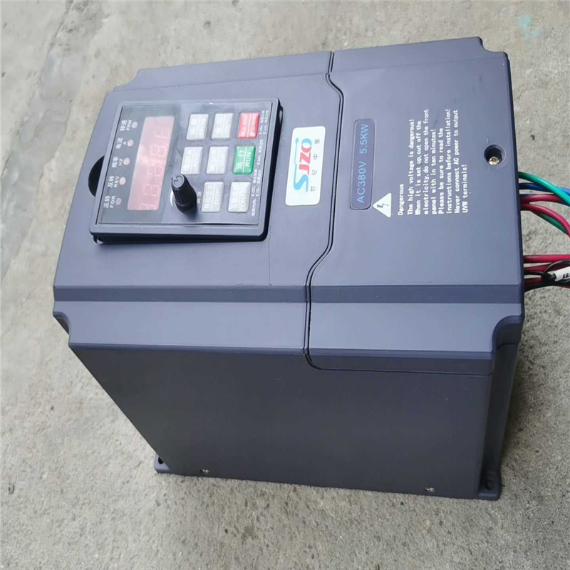 世纪中驱变频器ZQ510A-5R5G3B（憨憨电子）