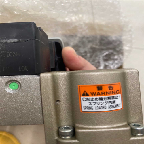 全新CKD电磁阀CVSE2-15A-05-03RS-3~议价