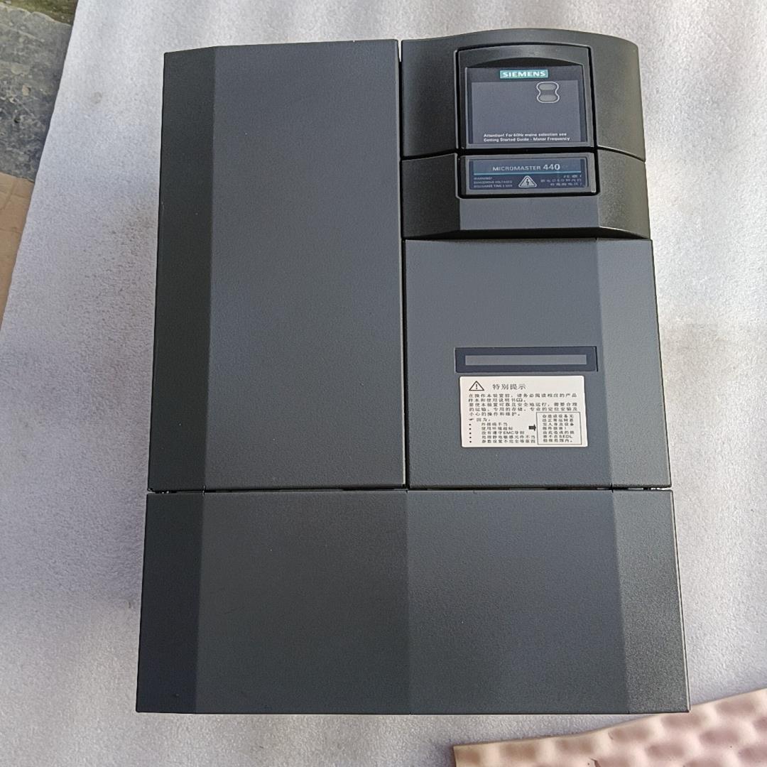 西门子变频器6SE6440-2UD31-5DB1全新不带包装(崽载电子)