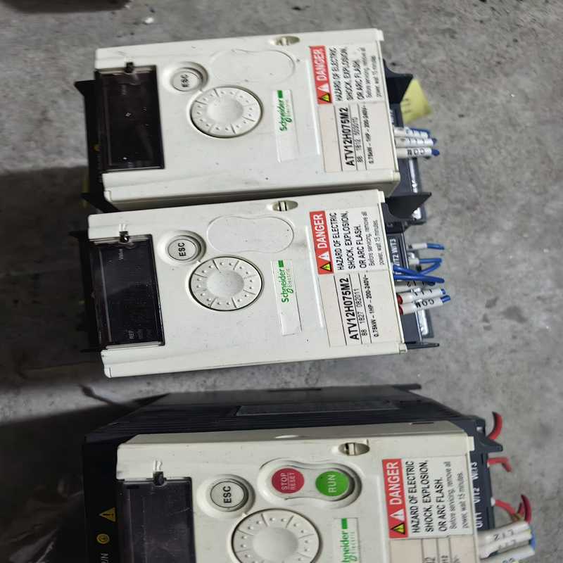议~ATV12HU15M2 ATV12H075M2 质量保