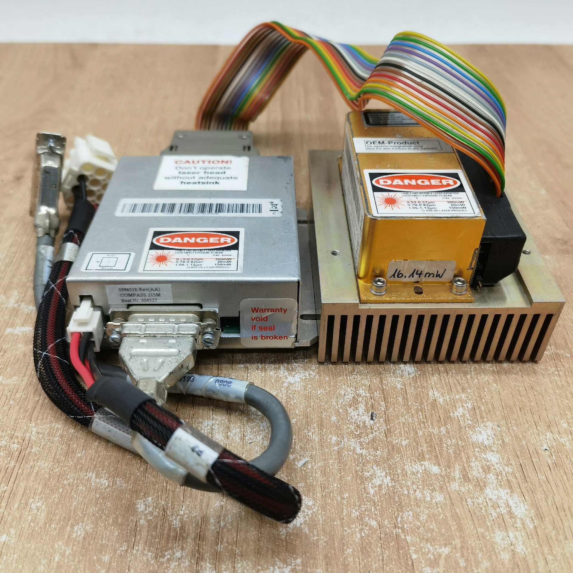 COHERENT 相子COMPASS 215M-15激光器（耶耶电子）
