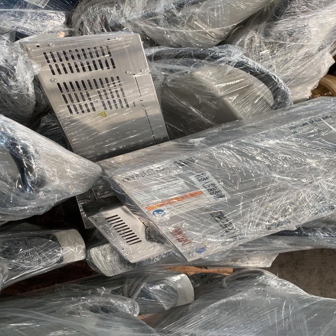 YK600XG机器人RCX340控制柜议价