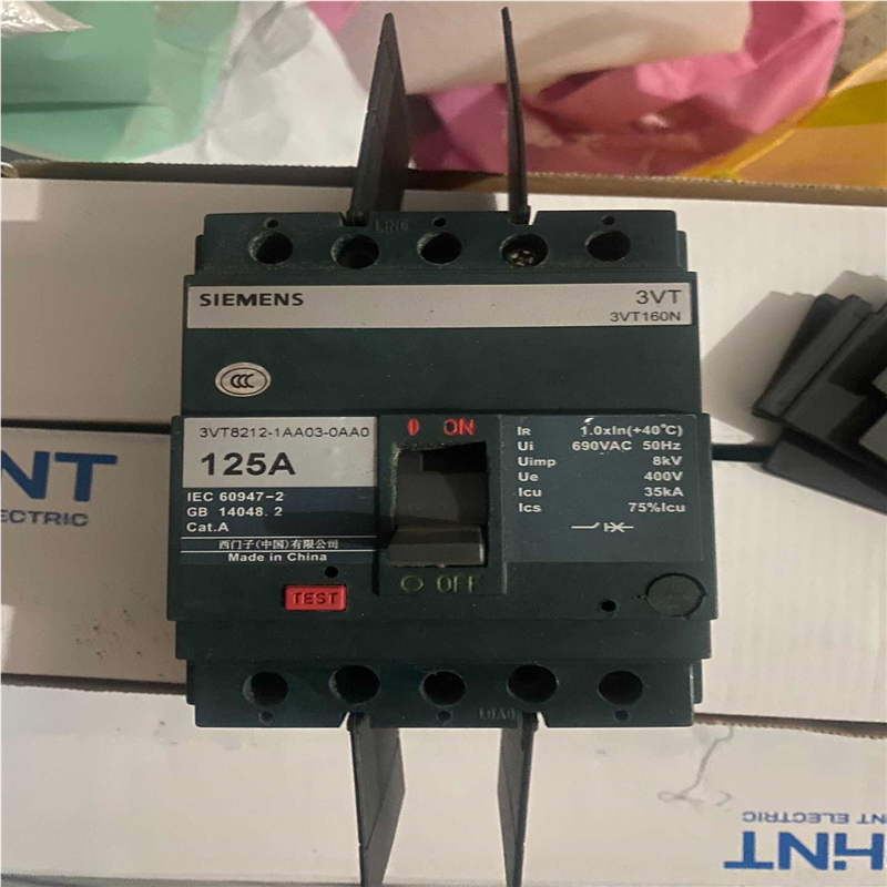 3VT8212-1AA03-0AA0 3P 125A（憨憨电子）