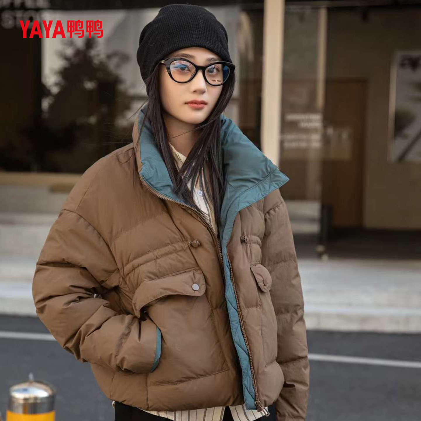 YAYA鸭鸭2025冬季新款女士设计感休闲立领长袖短款保暖羽绒服外套