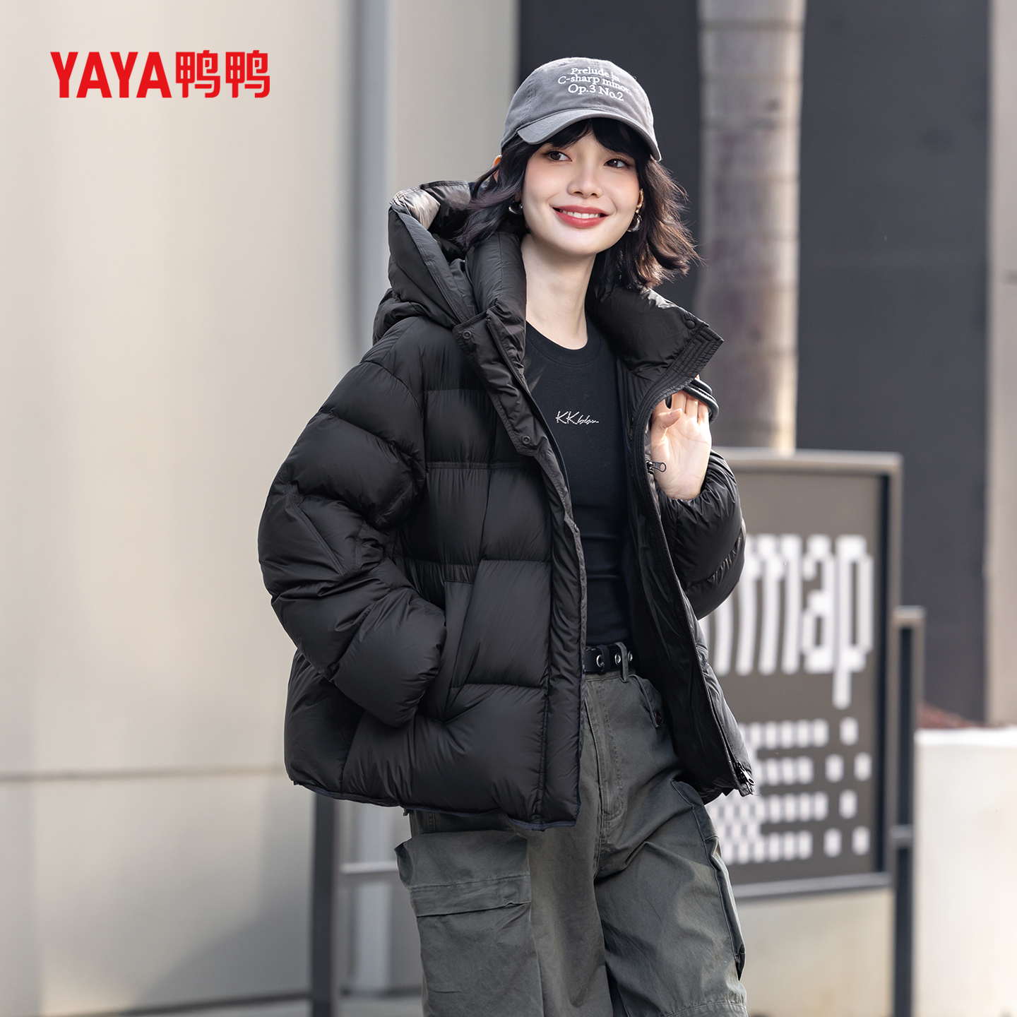 YAYA鸭鸭2025秋冬新款时尚休闲百搭女士短款厚款外套爆款羽绒服