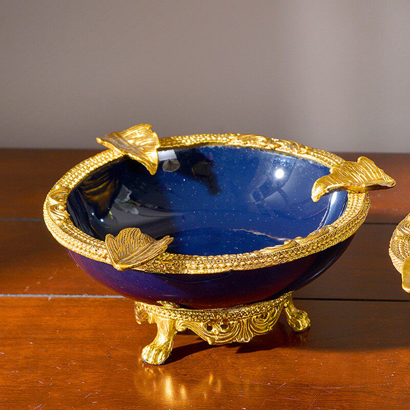 欧式陶瓷镶铜烟灰缸美式家居装饰品别墅客厅茶T几创意烟灰碟摆件