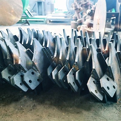 定制各型号雷蒙磨锰钢铲刀 大型雷蒙磨O粉机配件及铲刀报价