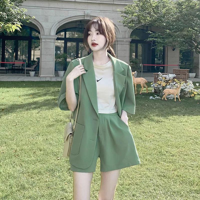 时尚小西装套装女士薄款2025夏季新款韩版休闲西服外套短裤两件套