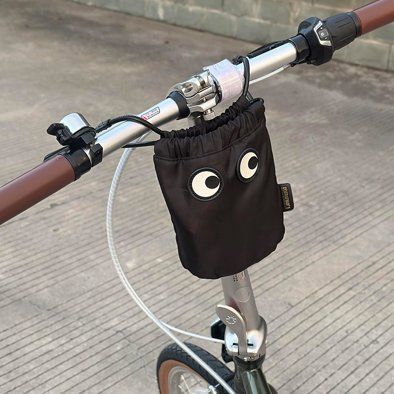 山地自行車掛包前梁置物