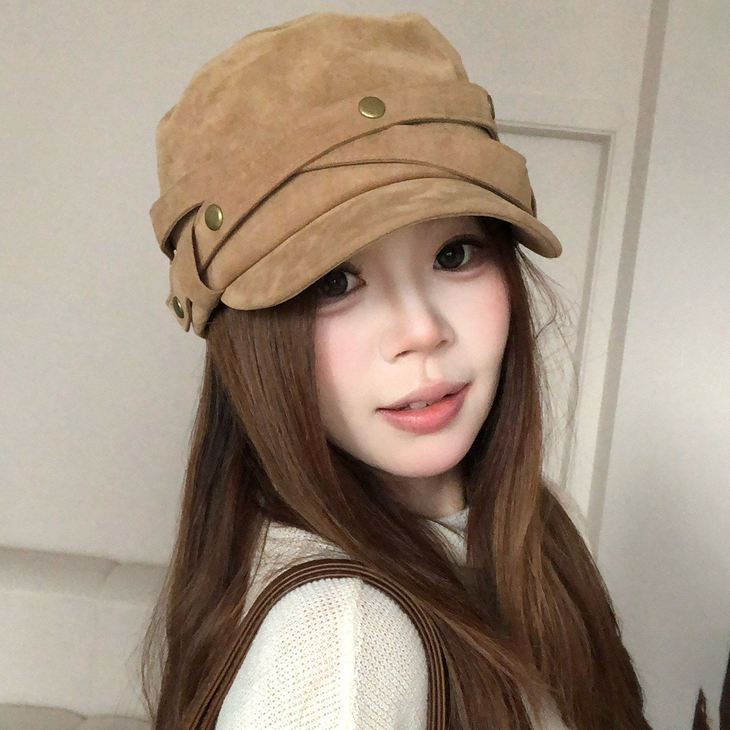 复古铆钉麂皮绒显脸小女士马术帽