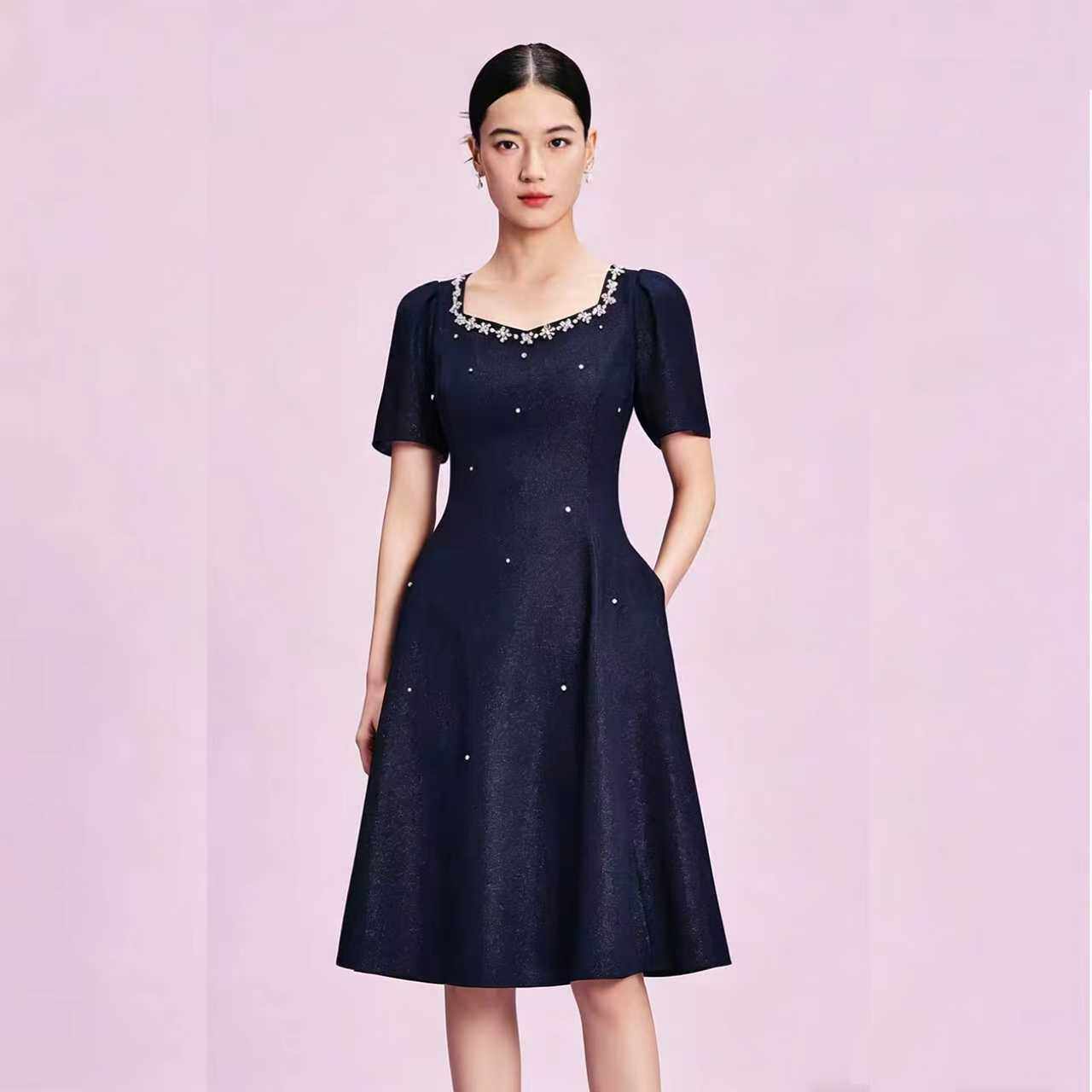 【商场同款】拉珂家2026年夏季新款淑女减龄重工钉珠亮丝连衣长裙