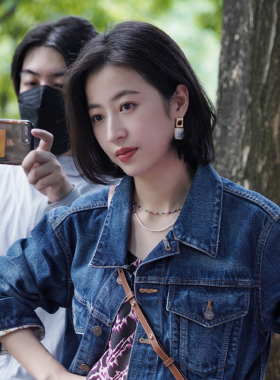 现货速发元气小众高级感彩色项链202新款爆款可爱少甜美独特串珠
