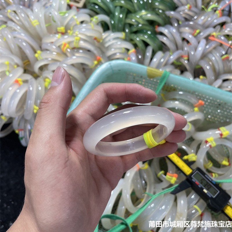 日本品质天然白月光手镯少女款高冰荔枝冻冰透玉镯玛瑙玉髓镯子送