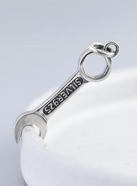 网红- S925银吊坠 复古工艺 跨境银饰 机车男孩扳手项链坠