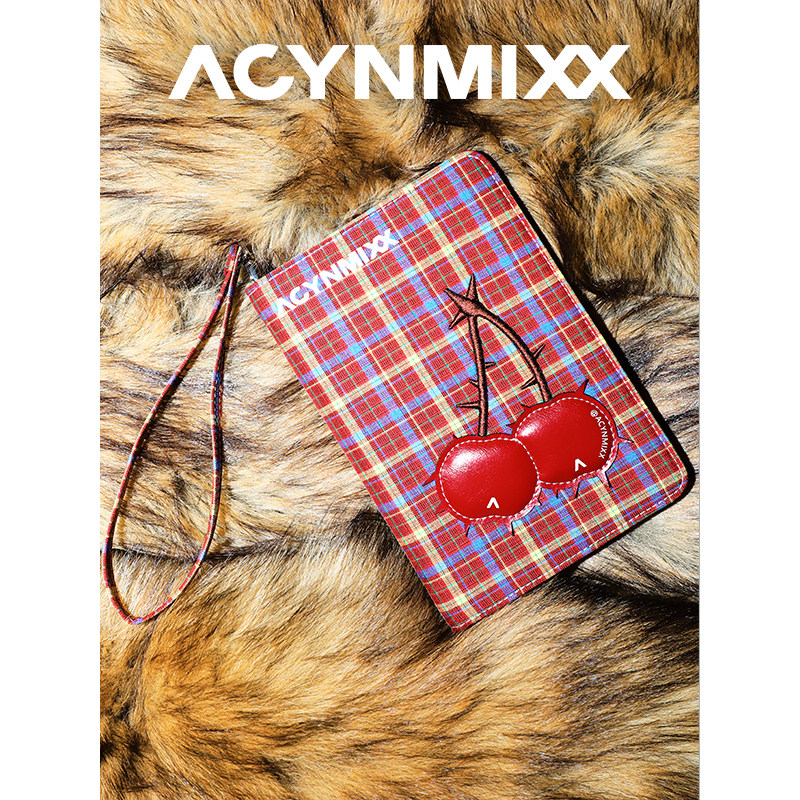 Acynmixx格纹樱桃护照包女2026新款旅行银行卡证件收纳包防盗刷