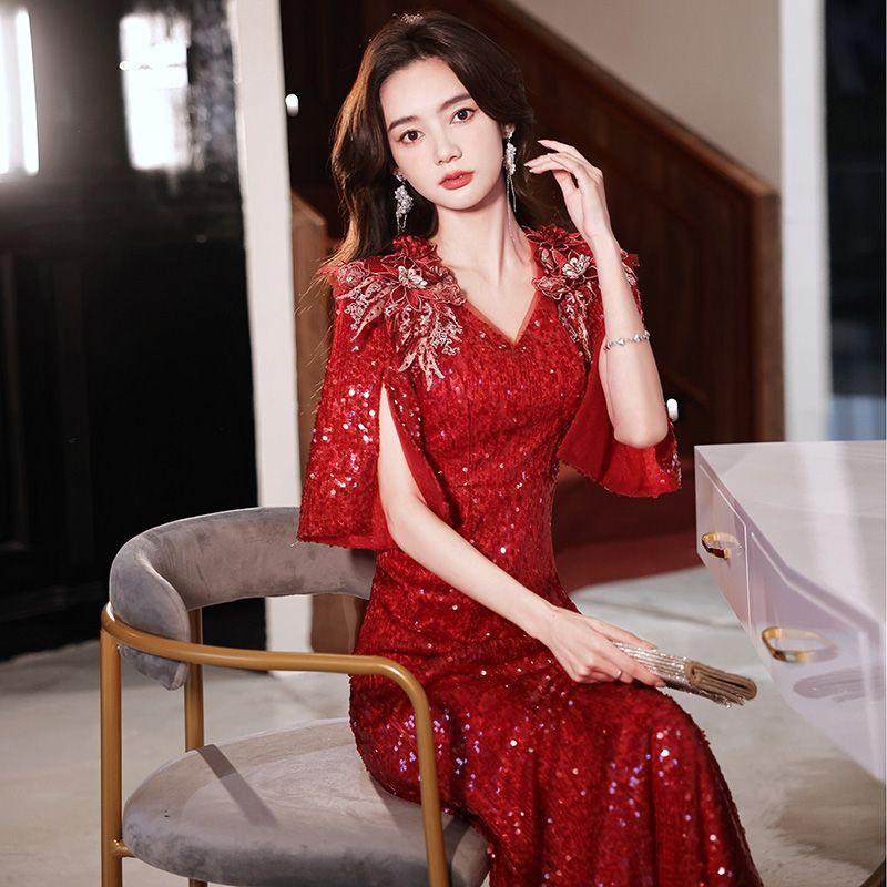 轻奢小众订婚新娘敬酒服