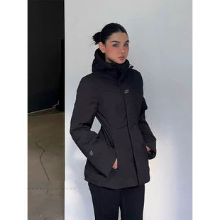 2024冬季滑雪服修身显瘦收腰连帽黑色羽绒服女短款小个子保暖外套