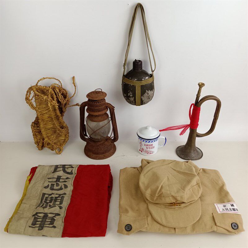 速发抗美援朝老物件具色饰念品装纪品复古怀旧收藏博物馆展览道红