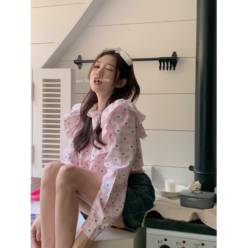 高货爱心印花粉色格子春季2024新款甜美减龄短款荷叶边气质上衣